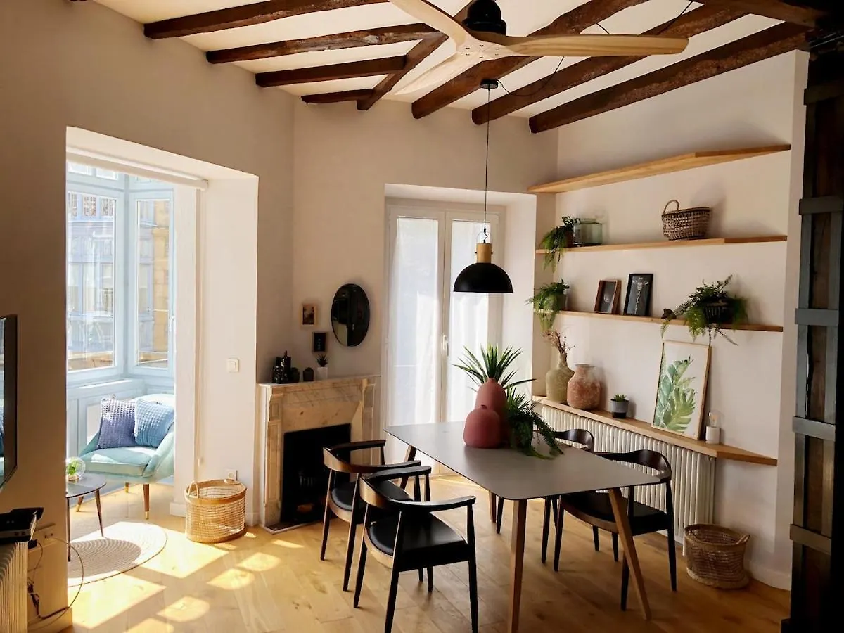 Apartment Heart Of Midtown ⎮⎮ 5 Balconies⎮⎮Walk Score 99 San Sebastian Spain